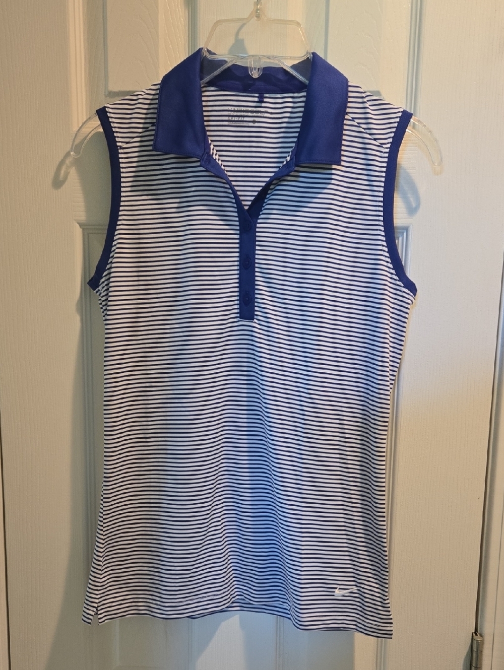 Nike Golf DRI-FIT White & Royal Blue Sleeveless Striped Golf Top